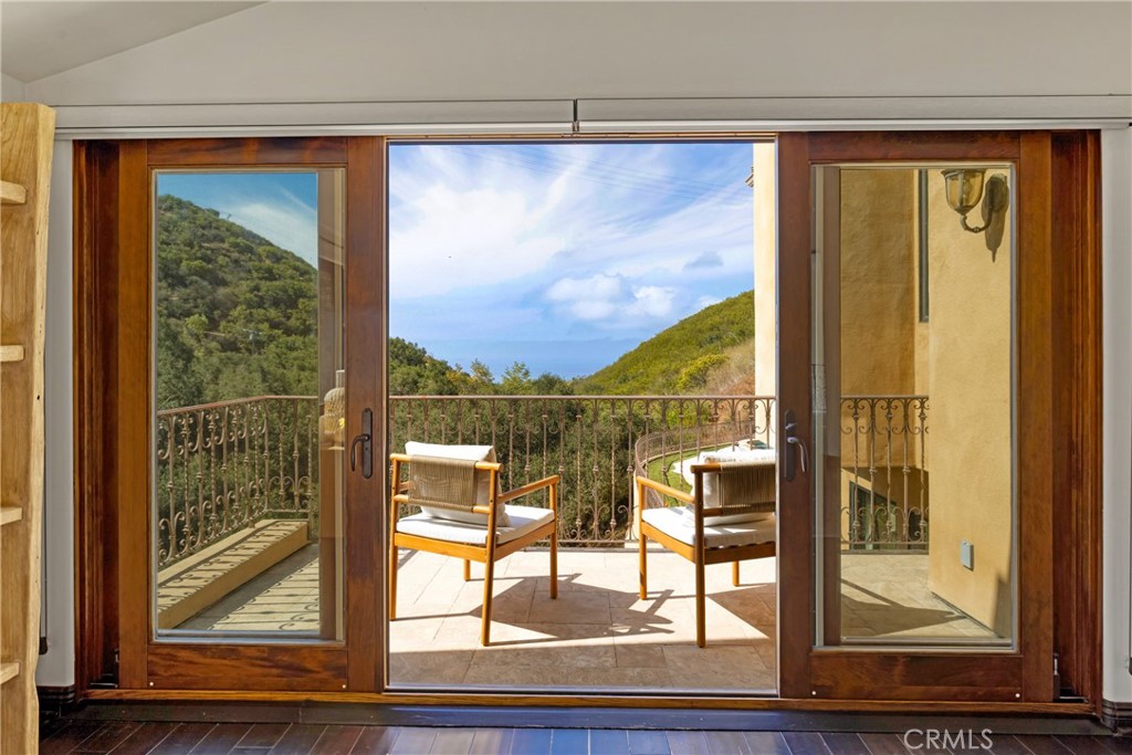 4322 Escondido Drive