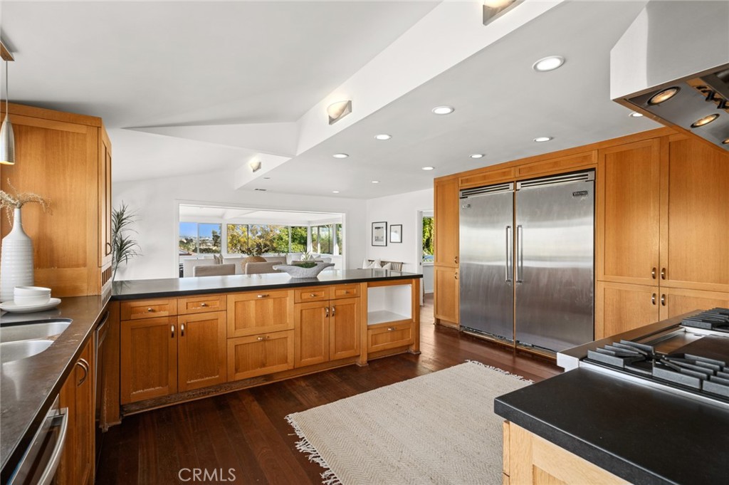 608 Saint James Place