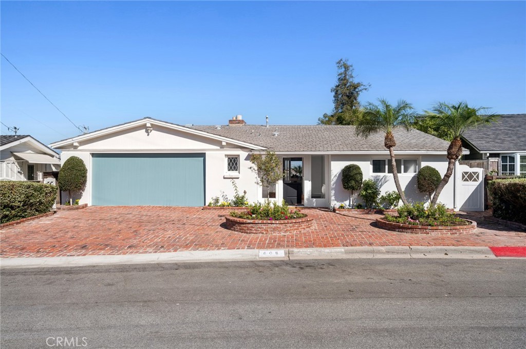 608 Saint James Place