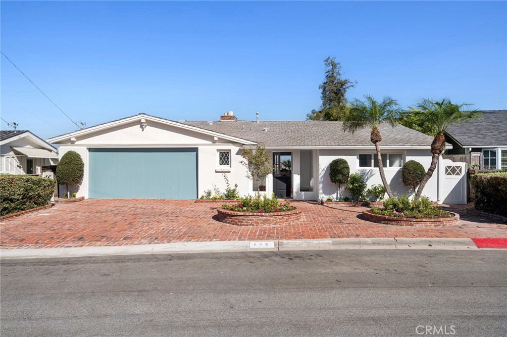 608 Saint James Place