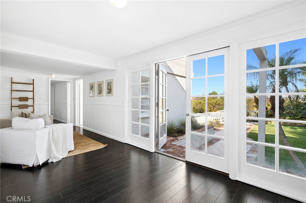 608 Saint James Place