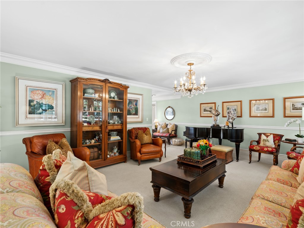 1924 Leeward Lane
