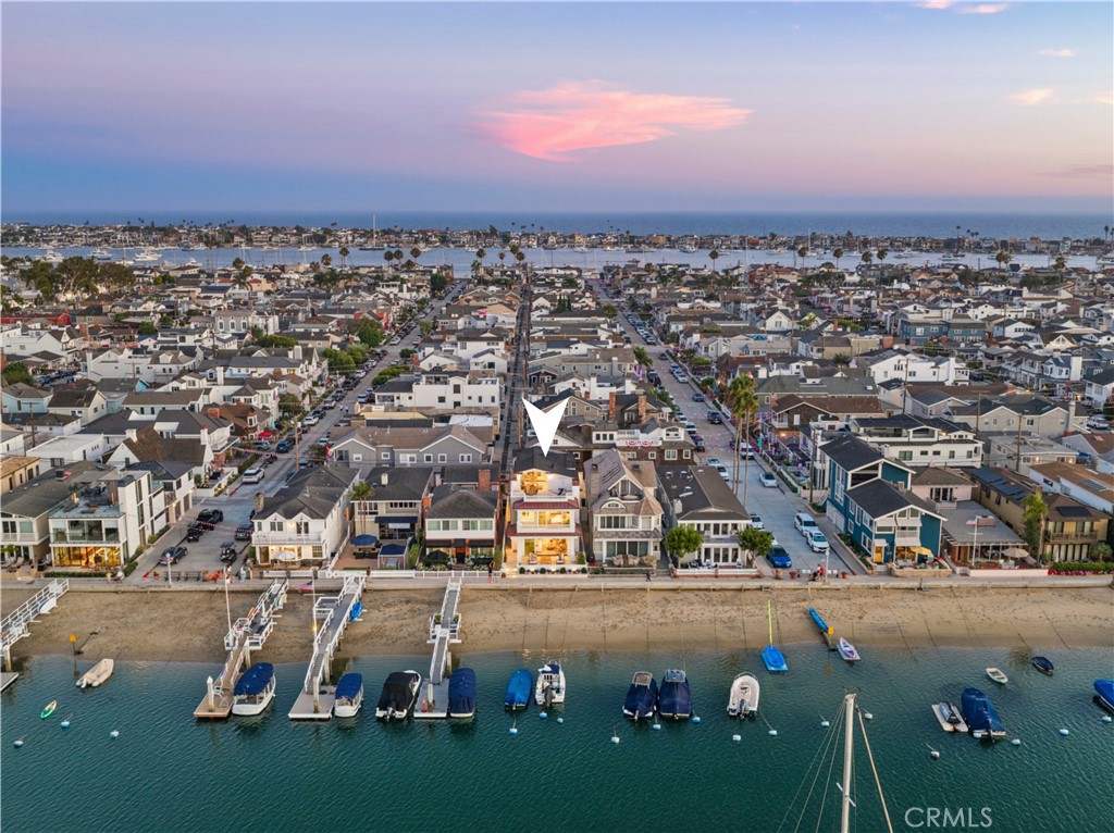 1105 N Bay Front