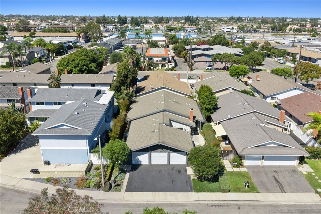 2033 Laurie Lane