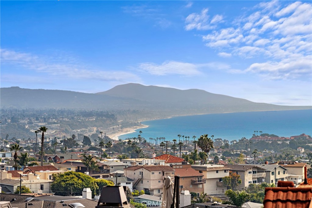 33672 Blue Lantern Street 6