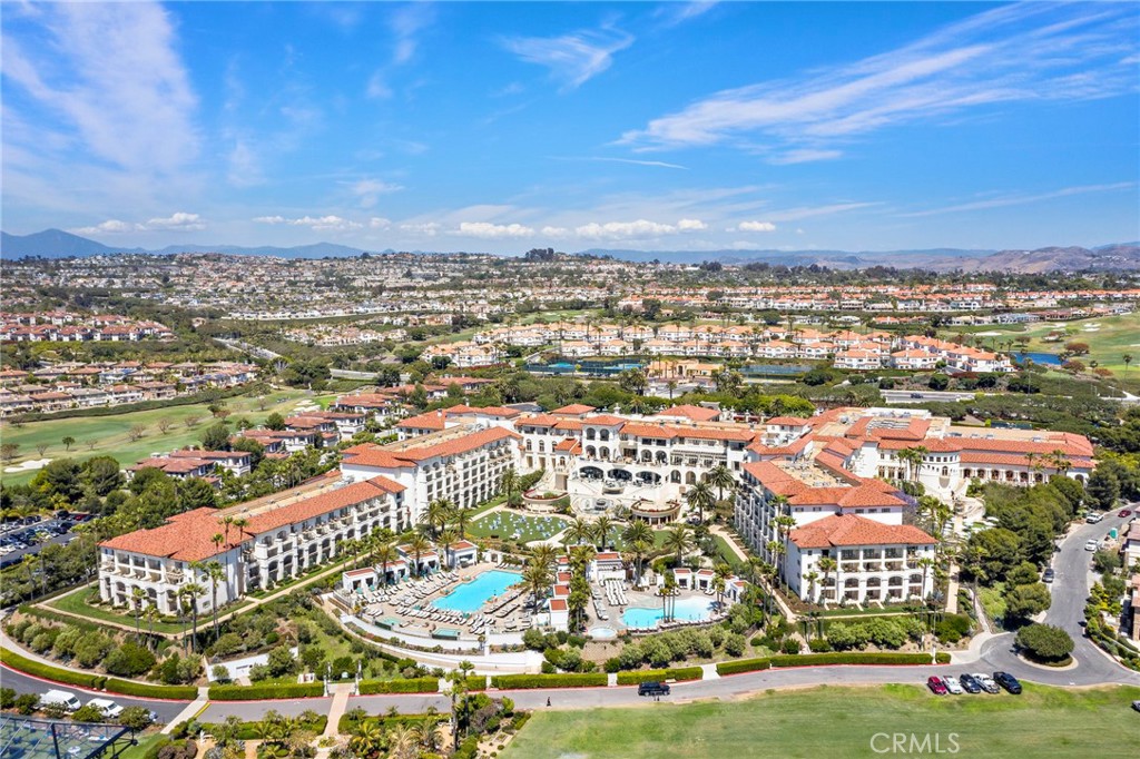 33672 Blue Lantern Street 6