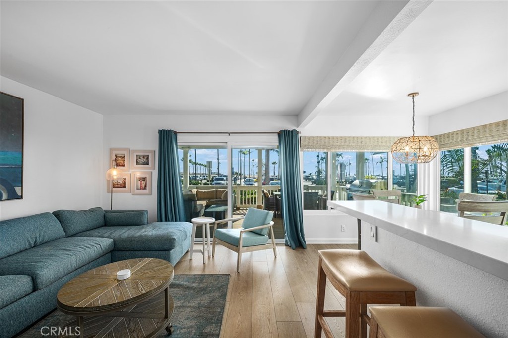 700 E Oceanfront