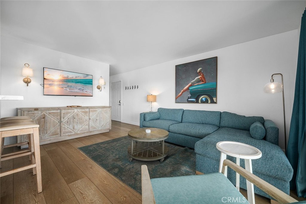 700 E Oceanfront