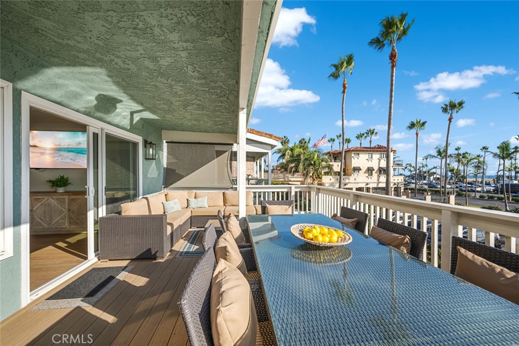 700 E Oceanfront