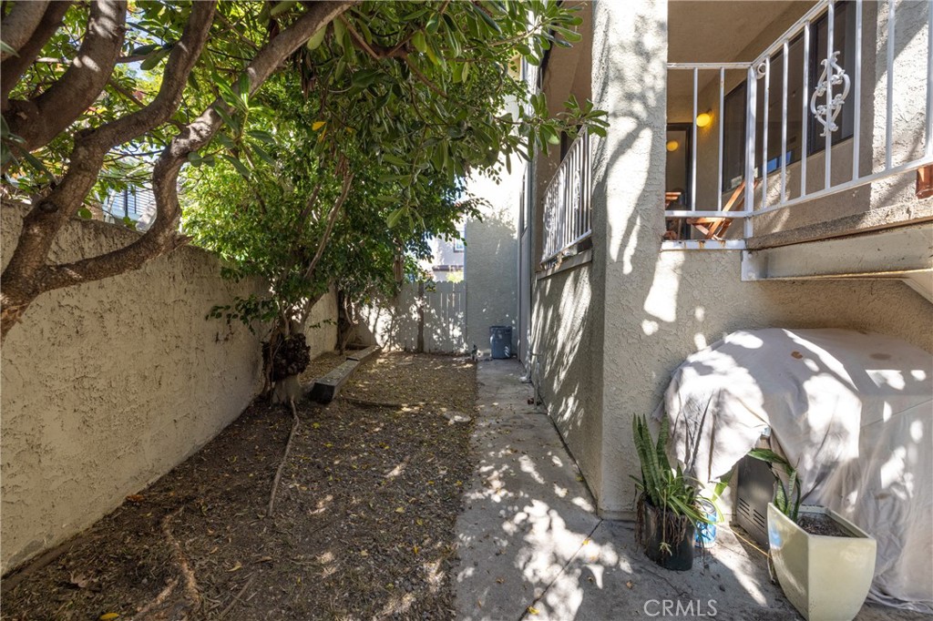 107 S Helberta Avenue 4