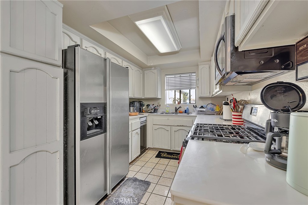 107 S Helberta Avenue 4