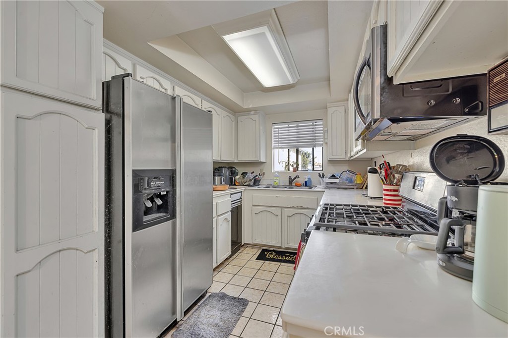 107 S Helberta Avenue 4