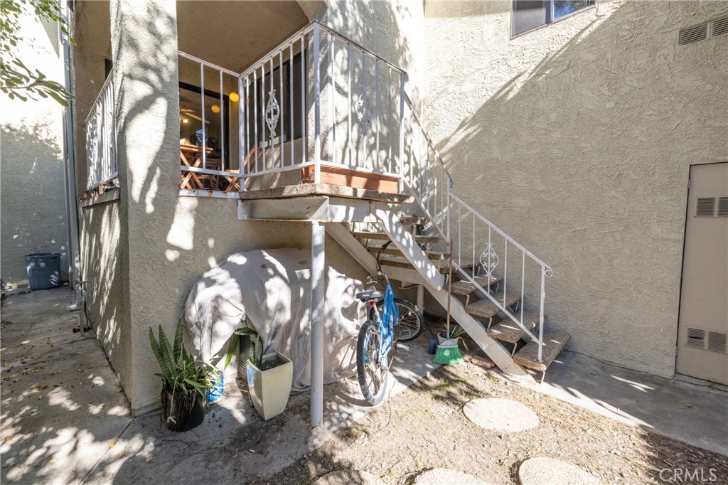 107 S Helberta Avenue 4