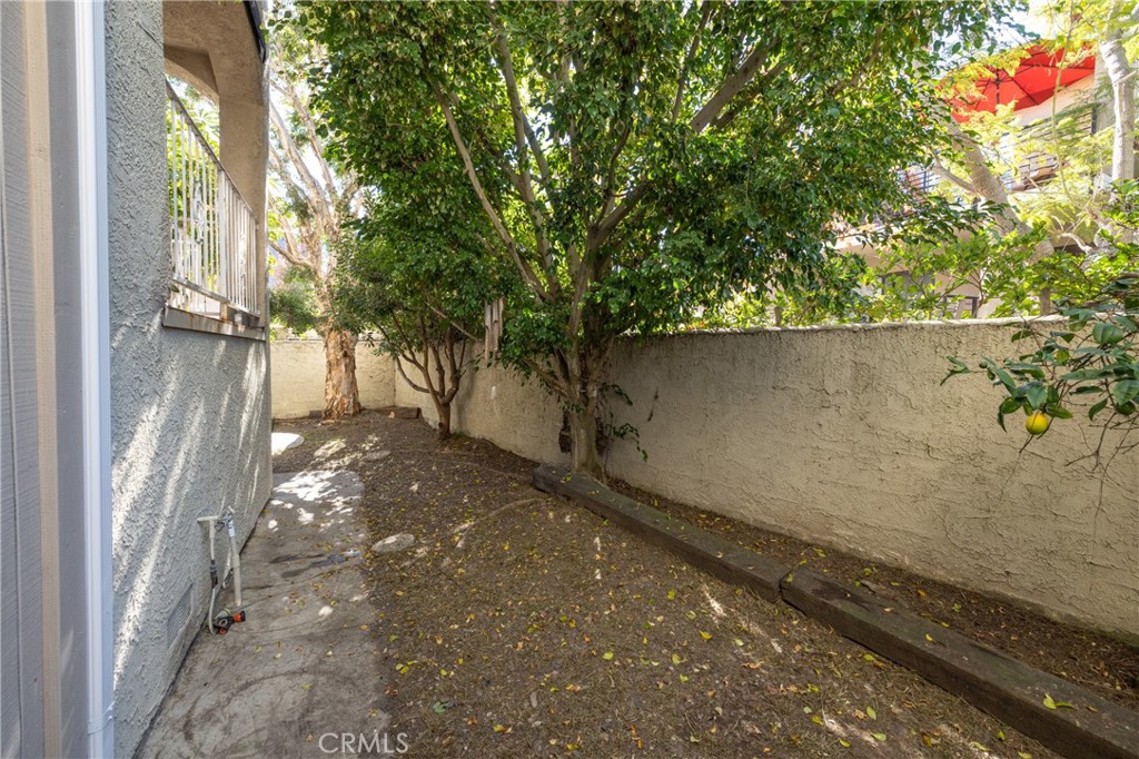 107 S Helberta Avenue 4