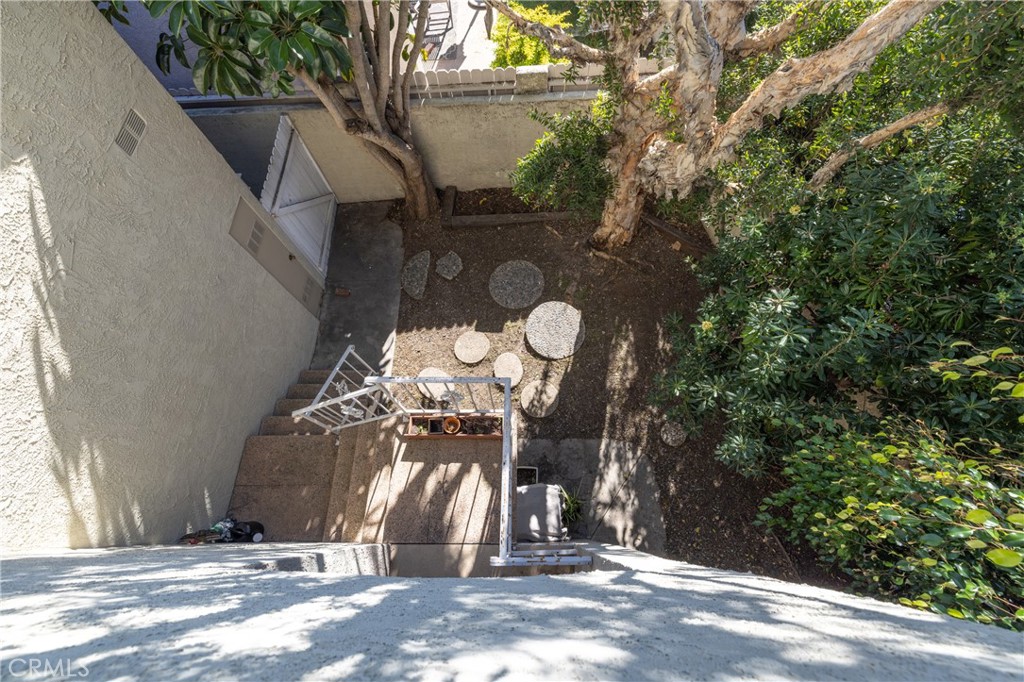 107 S Helberta Avenue 4