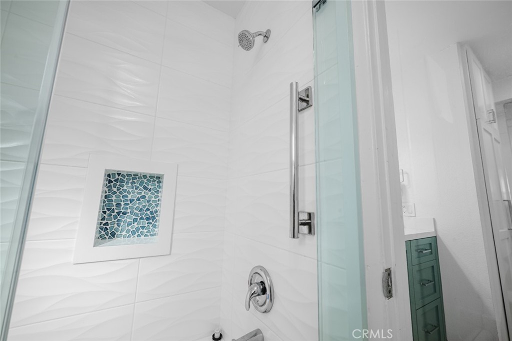 700 E Oceanfront