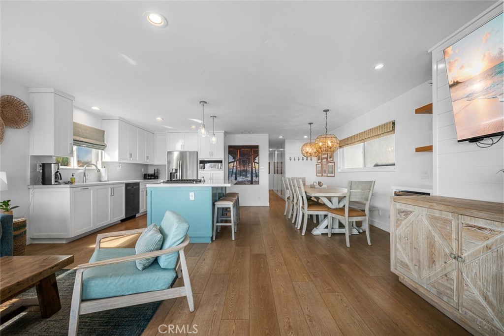 700 E Oceanfront