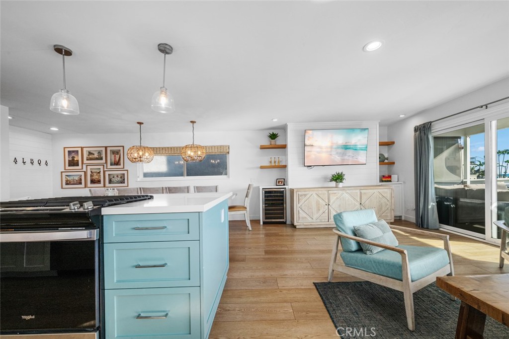 700 E Oceanfront