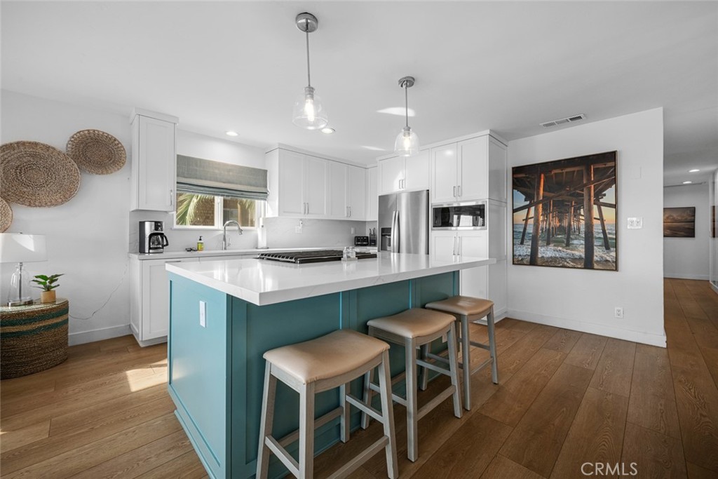 700 E Oceanfront