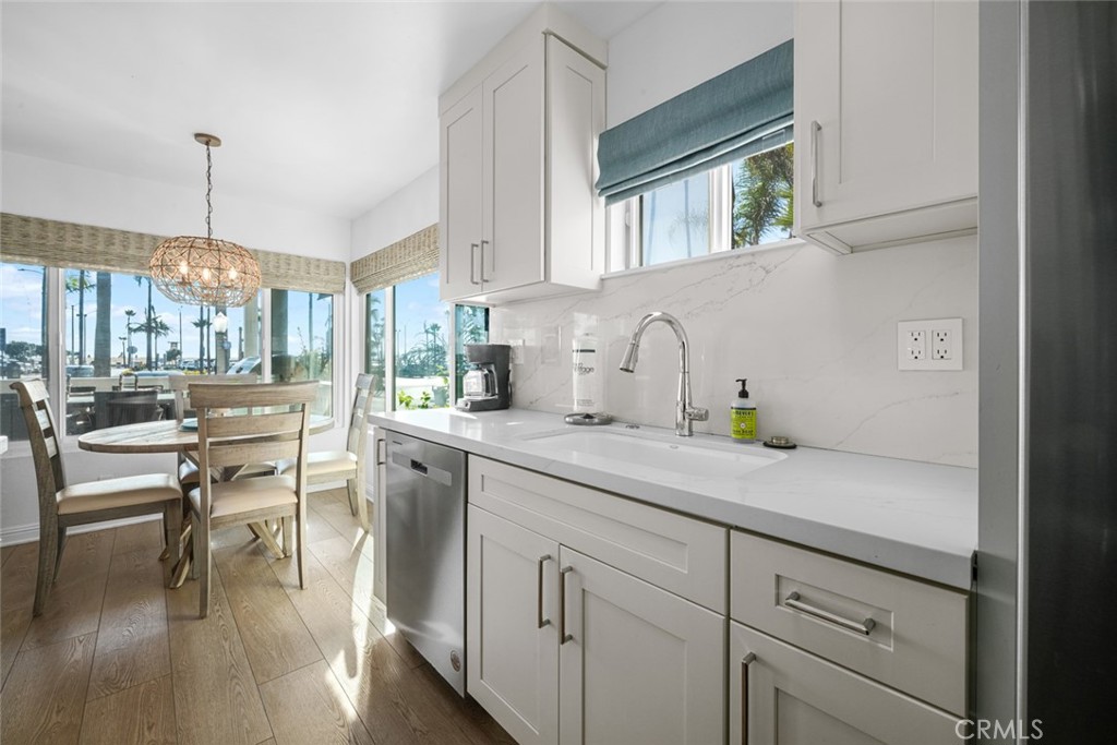 700 E Oceanfront
