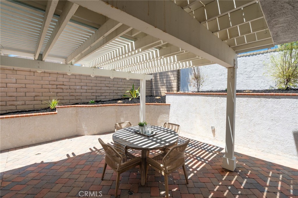 1301 Lakeside Lane