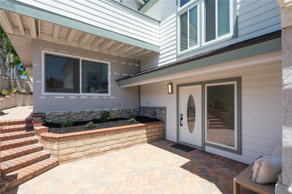 1301 Lakeside Lane