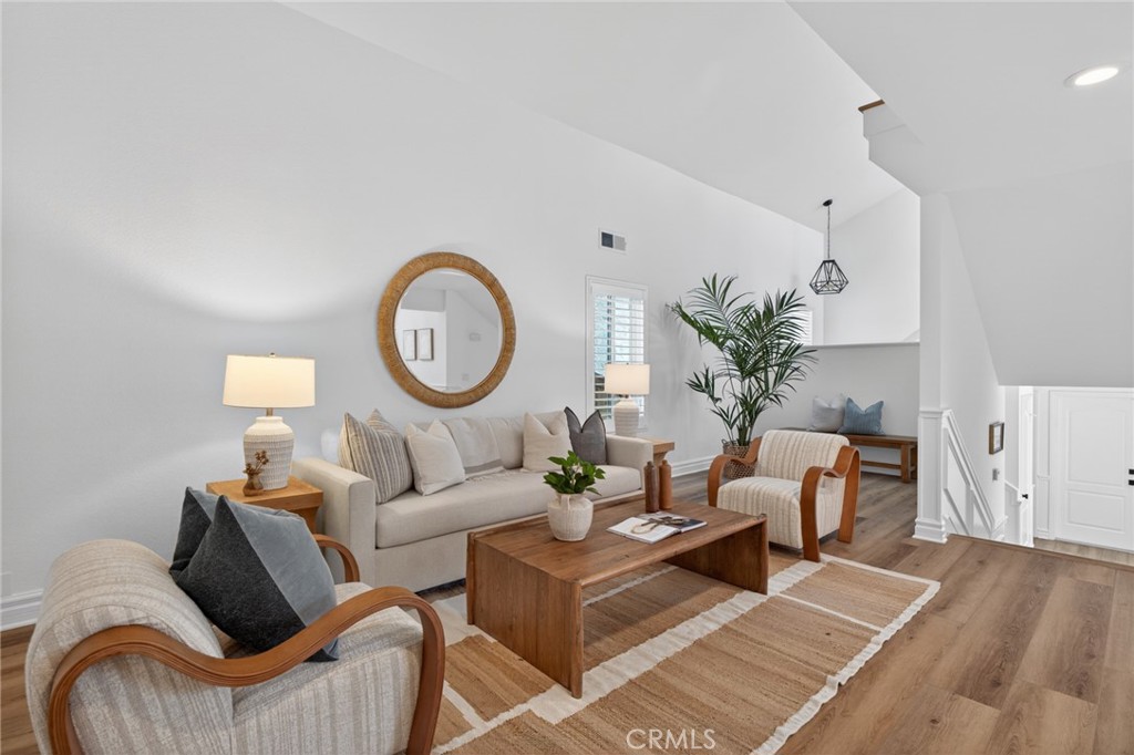 1301 Lakeside Lane
