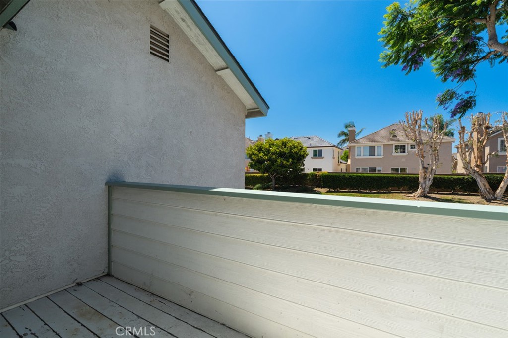 1301 Lakeside Lane