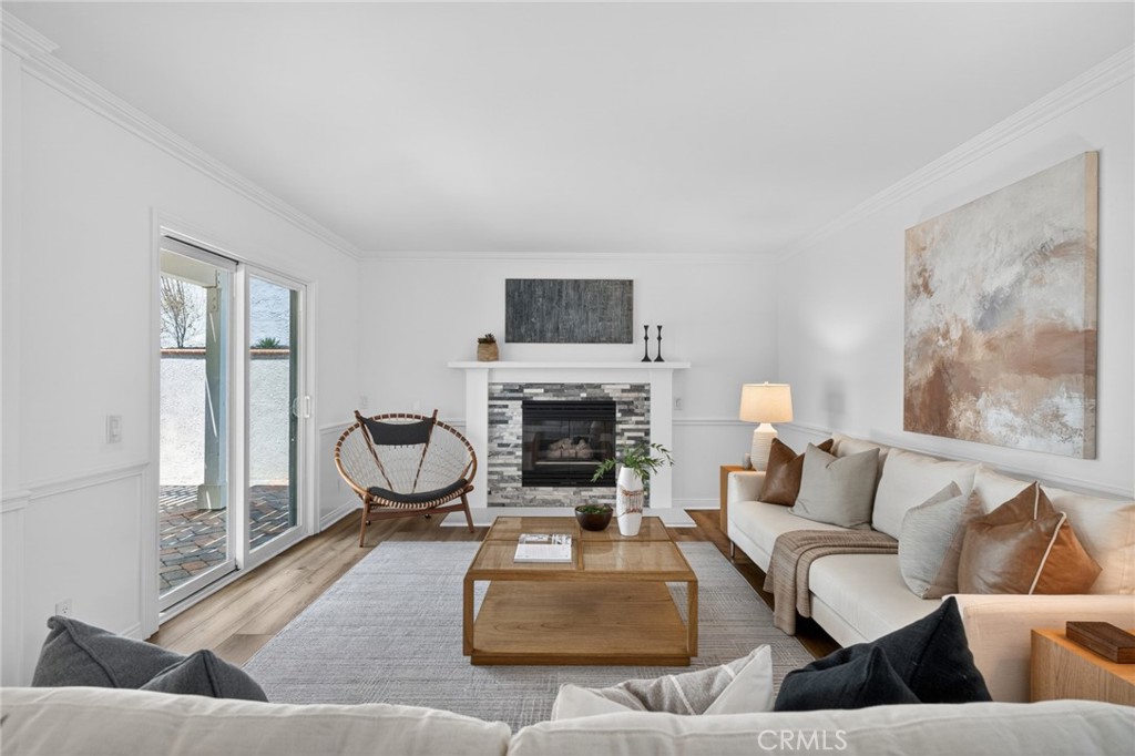 1301 Lakeside Lane