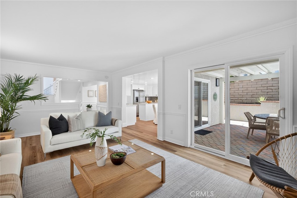 1301 Lakeside Lane
