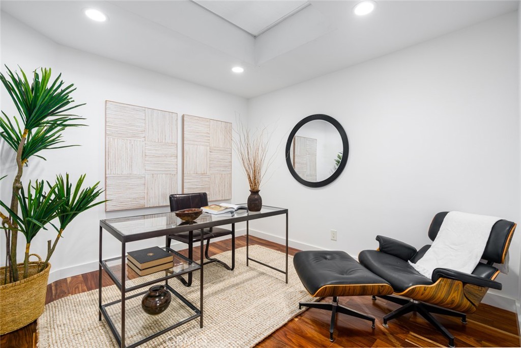 280 Cagney Lane 301