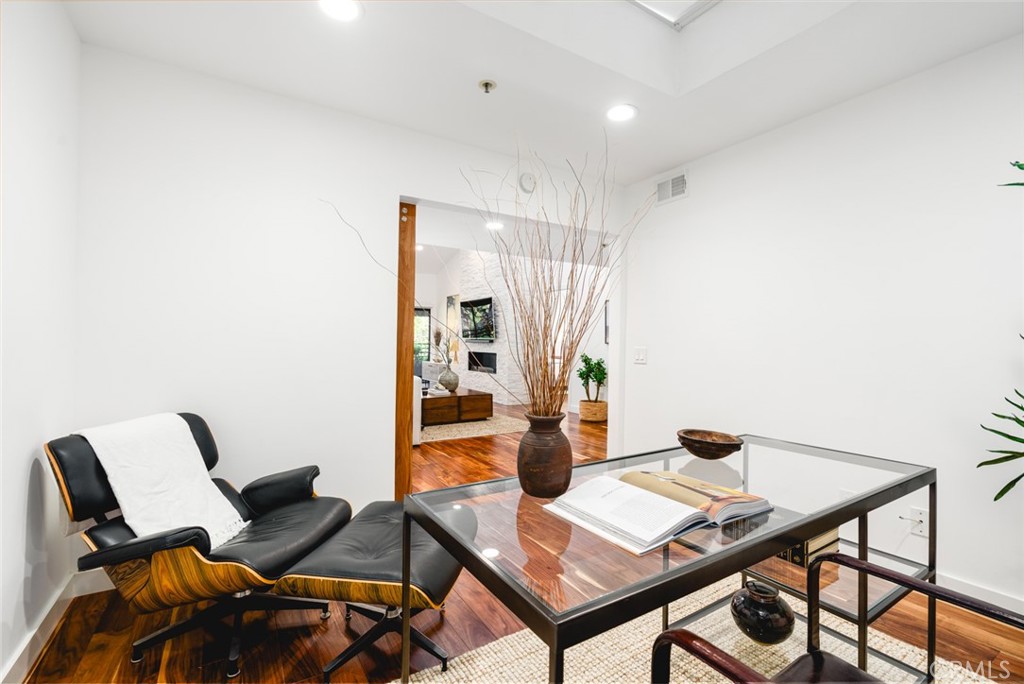280 Cagney Lane 301