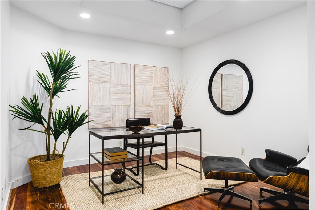 280 Cagney Lane 301