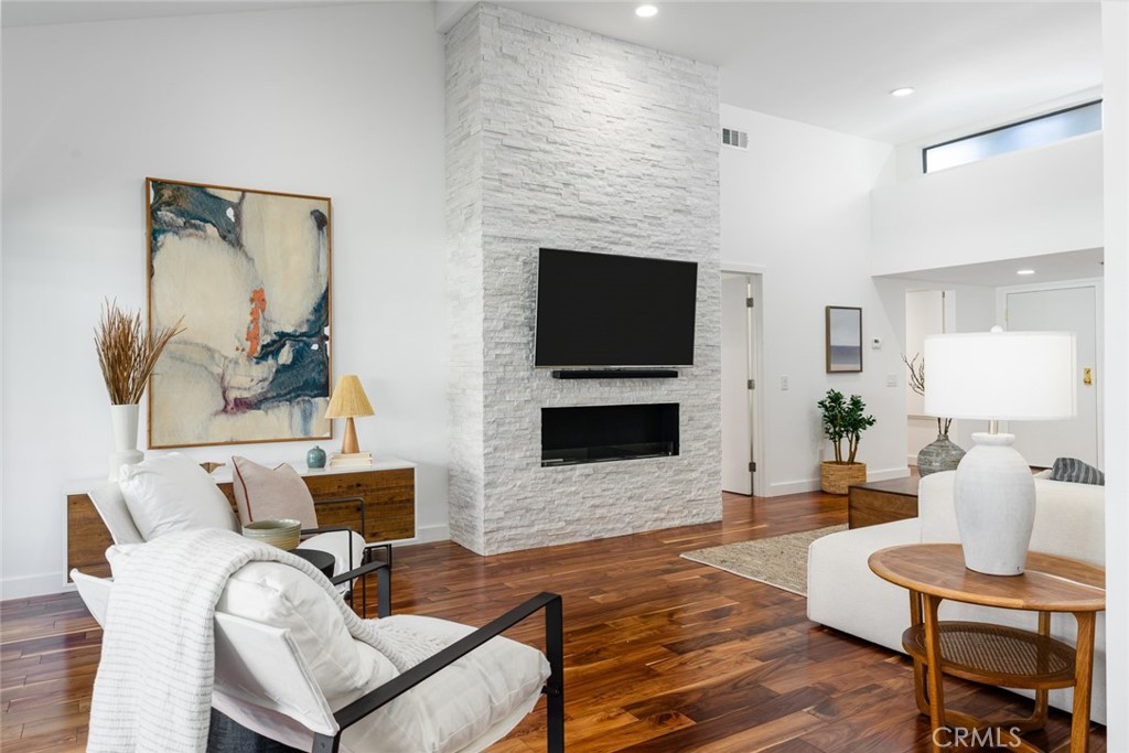 280 Cagney Lane 301
