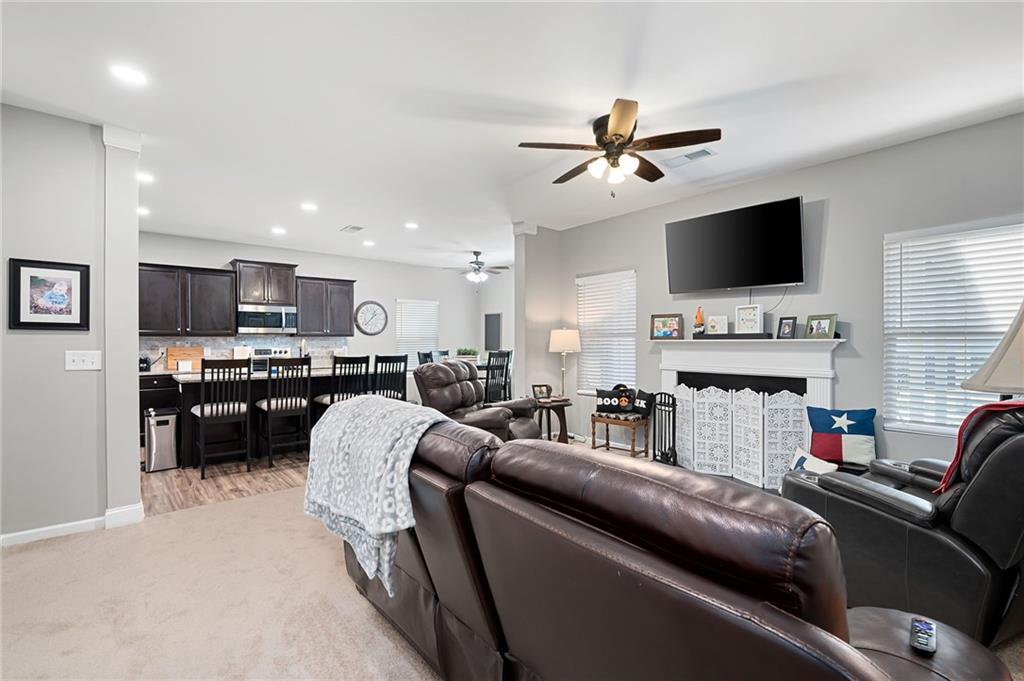 364 Hawthorn Drive