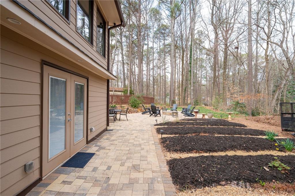 244 Sherbrook Court NW