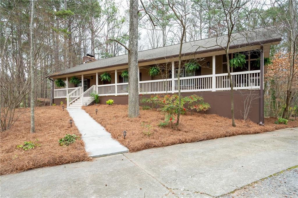 244 Sherbrook Court NW