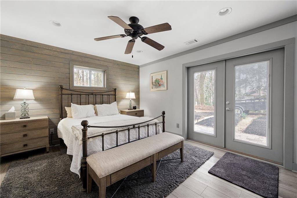 244 Sherbrook Court NW