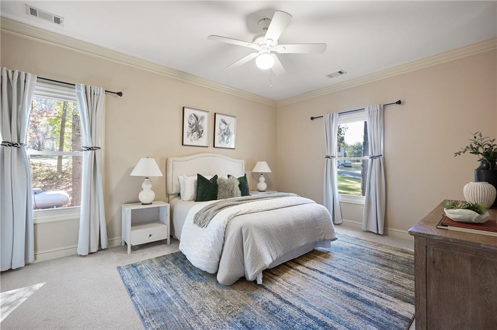 325 Harris Loop