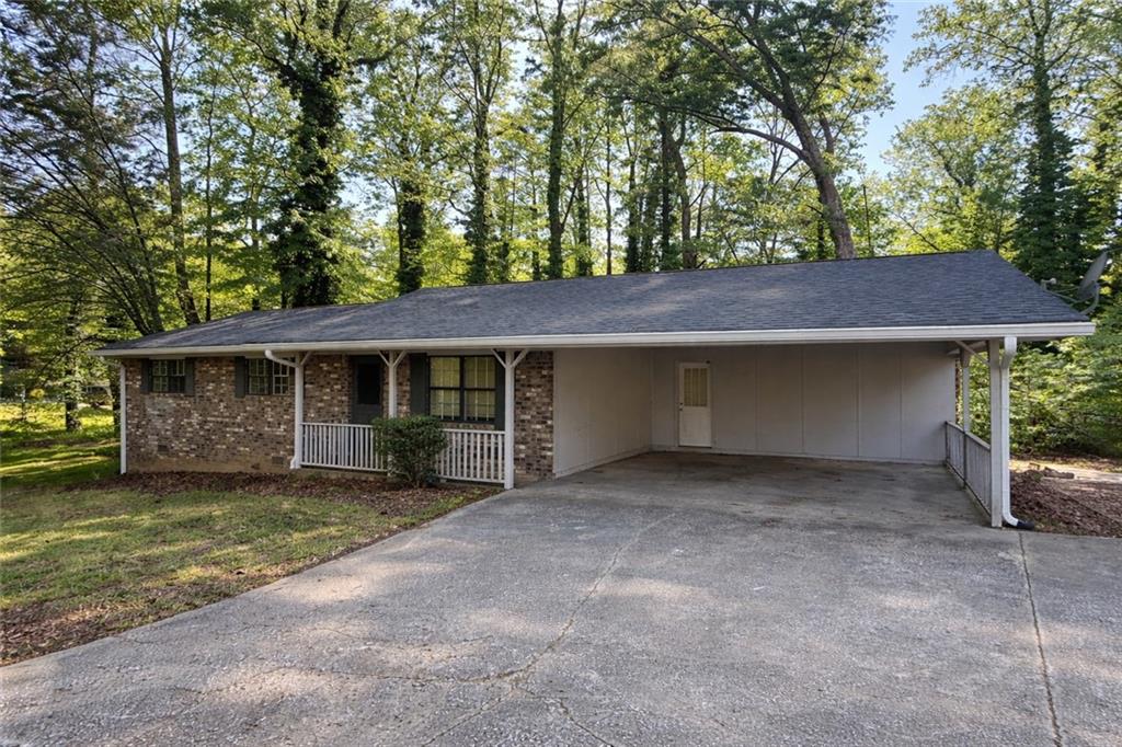 3354 Forest Hill Road