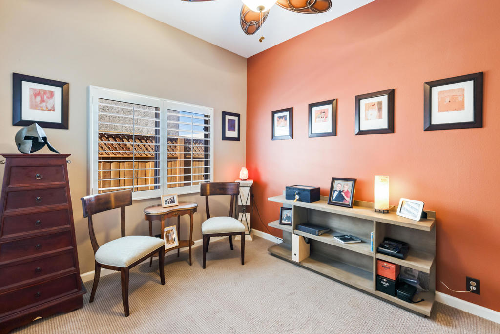 54480 Avenida Carranza