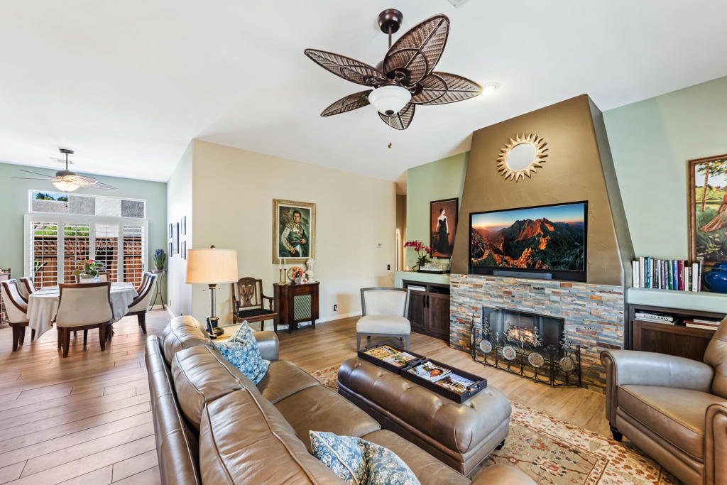 54480 Avenida Carranza