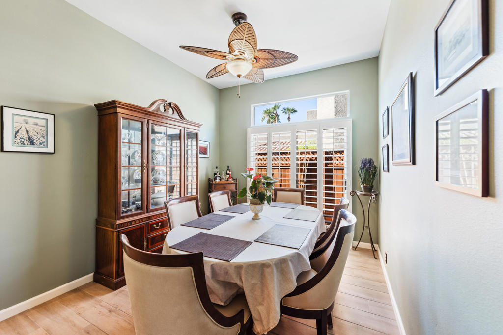 54480 Avenida Carranza