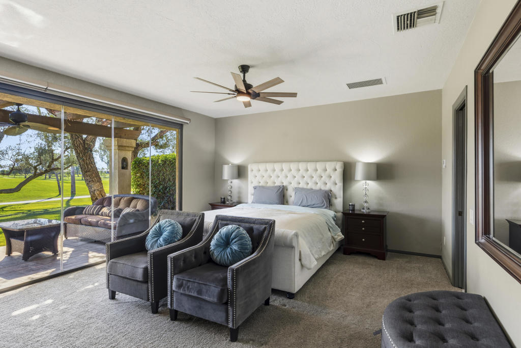 49460 Avenida Club La Quinta