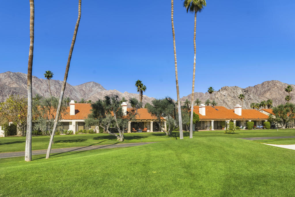 49460 Avenida Club La Quinta