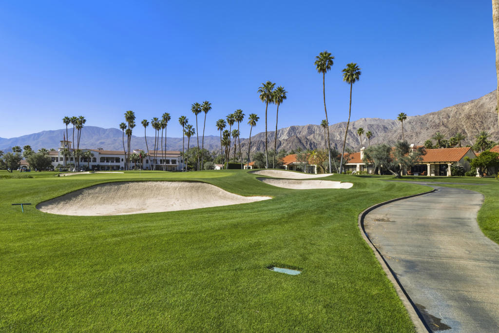 49460 Avenida Club La Quinta