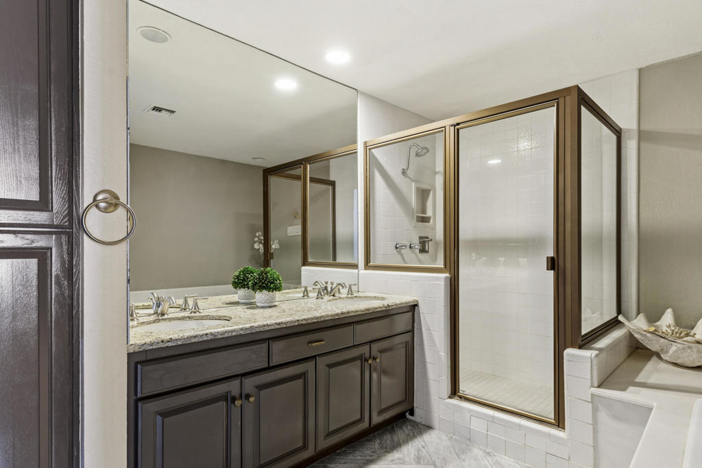 49460 Avenida Club La Quinta