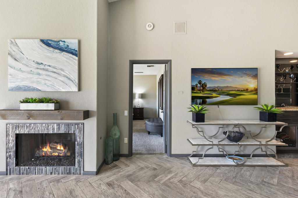 49460 Avenida Club La Quinta