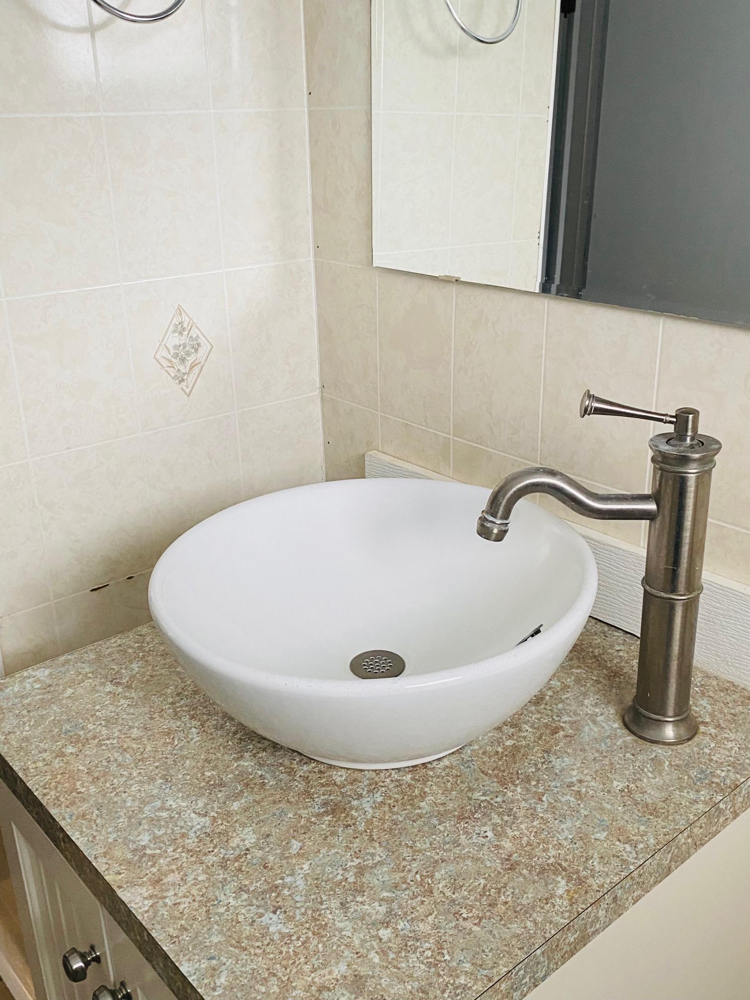 407 W Garfield Avenue