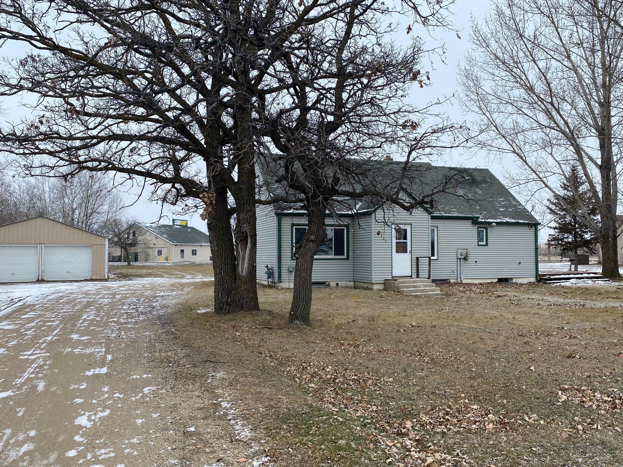 423 E Jefferson Avenue